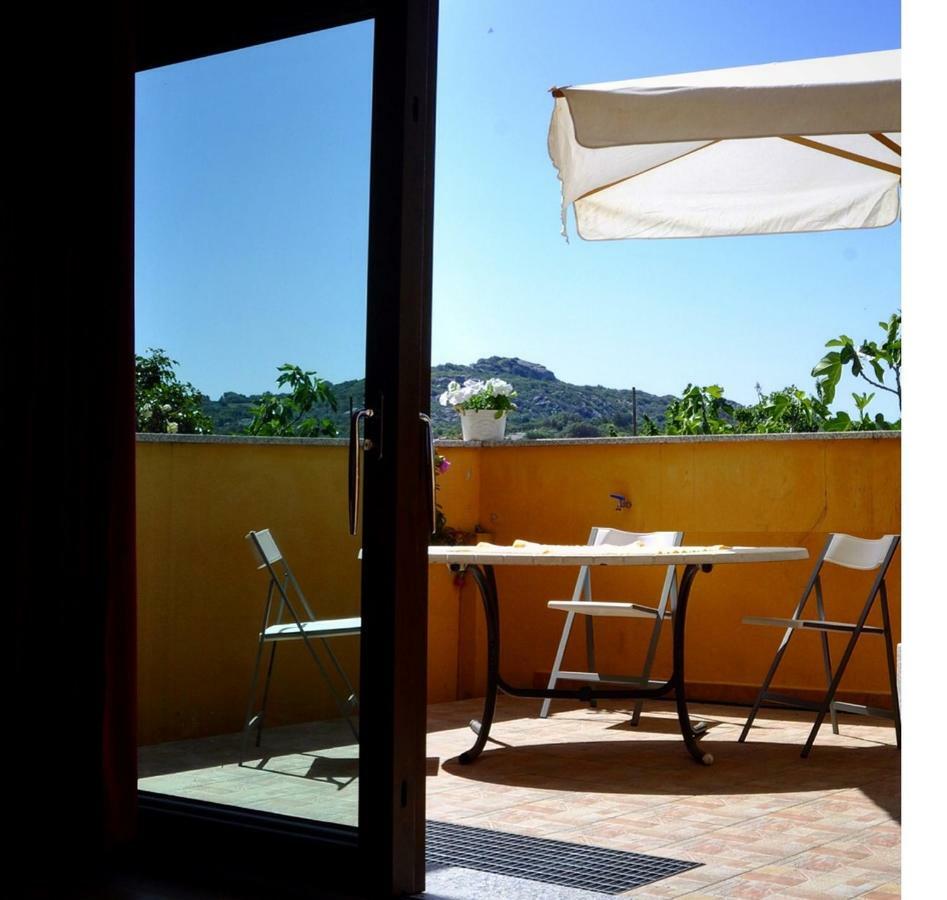 Casa Duminicheddha, Mare E Relax In Gallura Bassacutena Exteriér fotografie